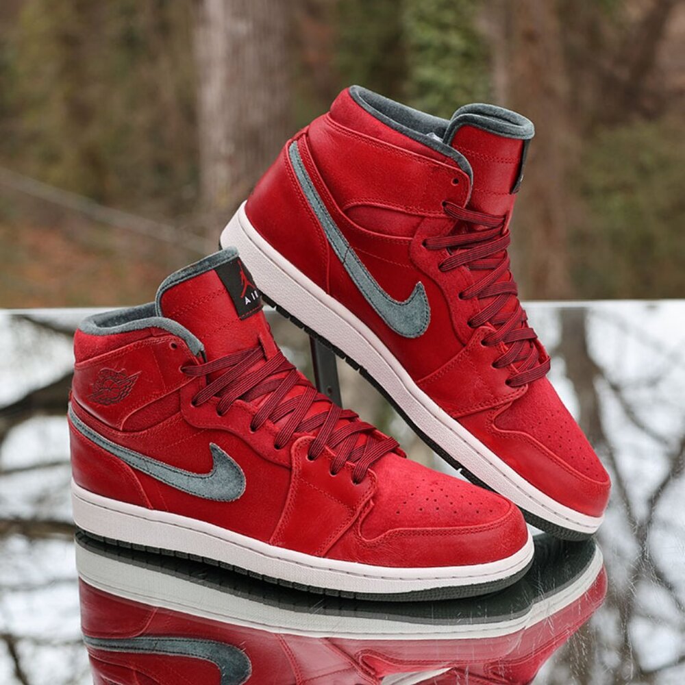 Air Jordan 1 Retro Hi Gucci 2013